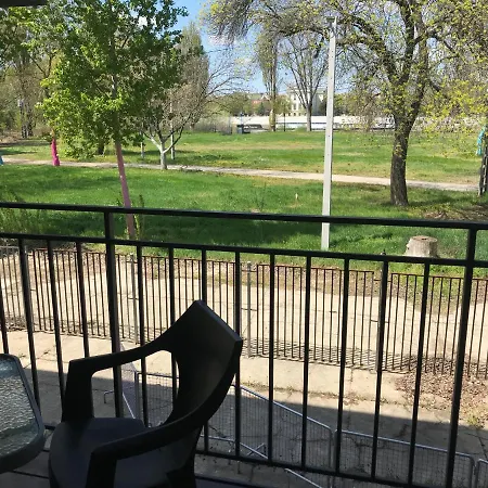 Tisza Gyongye Apartmanhaz Szeged