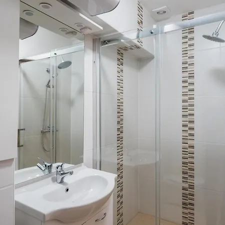 Tisza Gyongye Apartmanhaz Apartment *