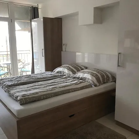 Tisza Gyongye Apartmanhaz Apartment *