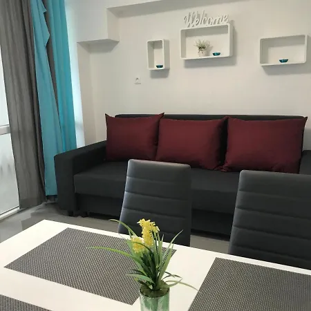 Apartment Tisza Gyongye Apartmanhaz Szeged