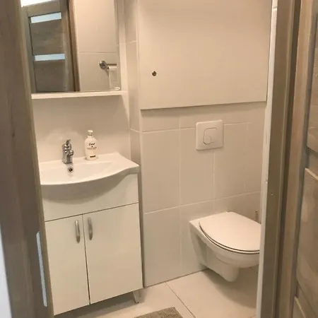 Tisza Gyongye Apartmanhaz Szeged