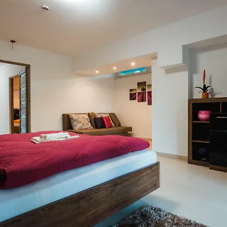 Apartment Tisza Gyongye Apartmanhaz *